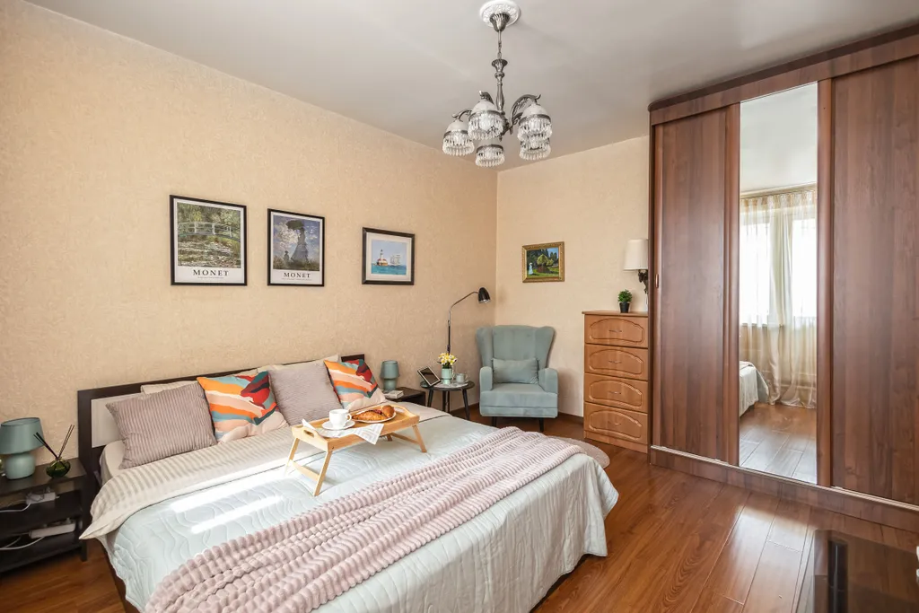 Квартира Уютная квартира в 5 минутах от метро Скобелевская — Москва