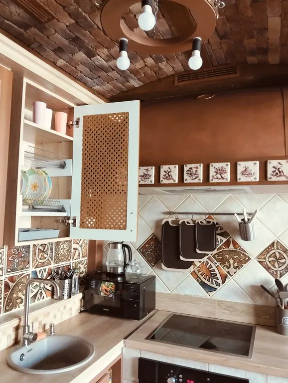 Студия у метро