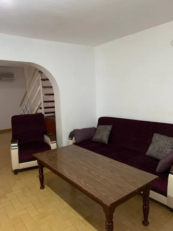 Вилла на первой линии моря