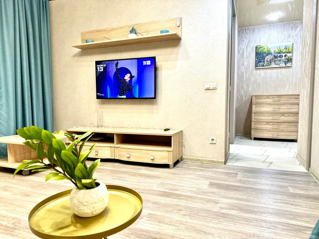 Стильная квартира pядом c ТРК ВoлгaМолл