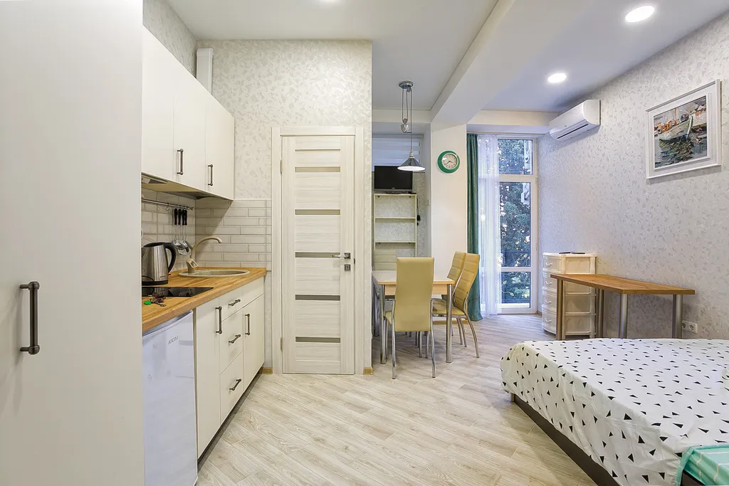 Квартира-студия на двоих с балконом в Симеизе на Баранова — аренда посуточно в Симеиз