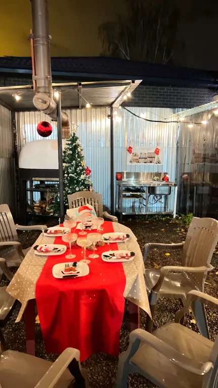 Волшебный дом у Волги в Казани: тёплый уют, мангал-зона и проектор