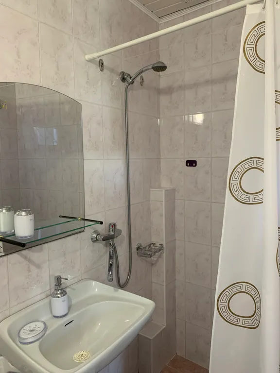 Уютный дом у моря со своим двориком и мангалом