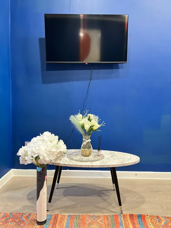 2-х комнатная в центре г. Алматы с дизайнерским ремонтом в новом ЖК