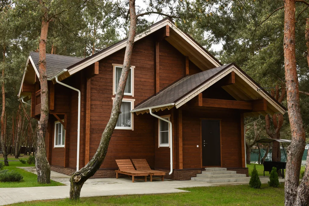 Коттедж Лесной уголок — аренда посуточно в Разумное