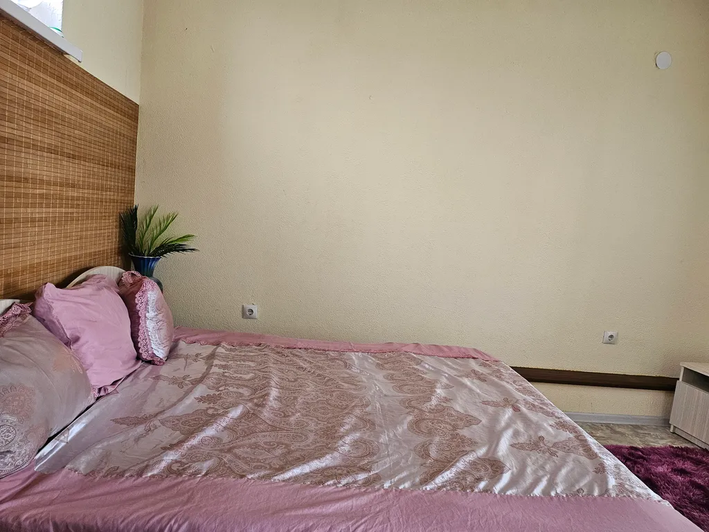 Двухкомнатный с удобствами, кондиционером, террасой