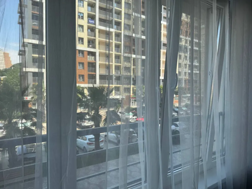 Квартира-студия с балконом возле моря