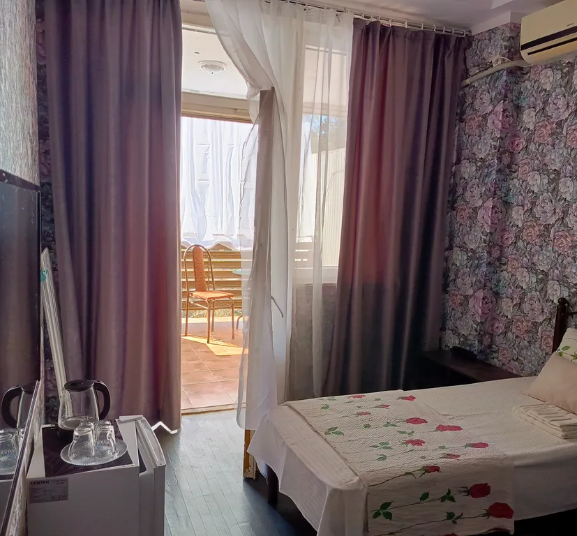 Квартира Комната — Гагра