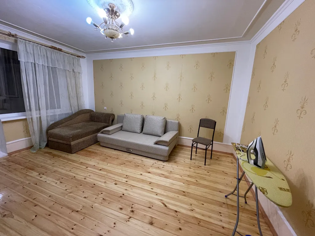 Уютная тихая квартира в центре города с видом на горы