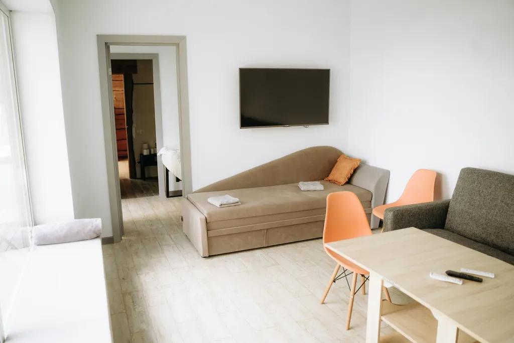 Уникальный панорамный дом с сауной прямо на берегу