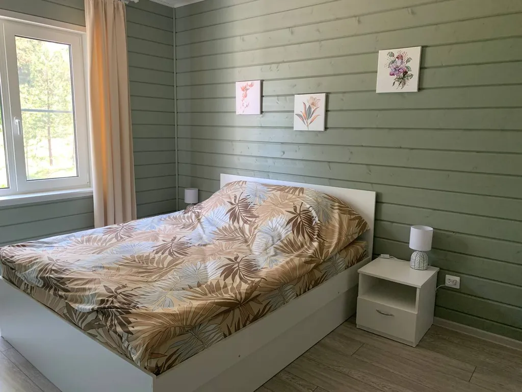 Коттедж с собственным пирсом и террасой на берегу Ладоги