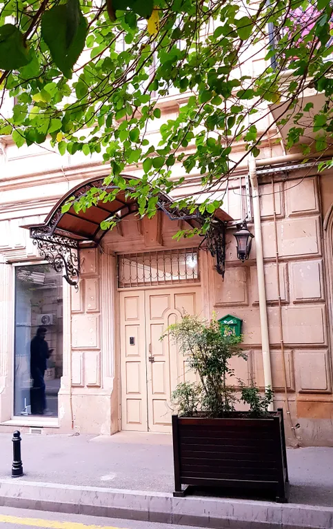 HIISTORY 1888 - Сentral Apartments & Excursions