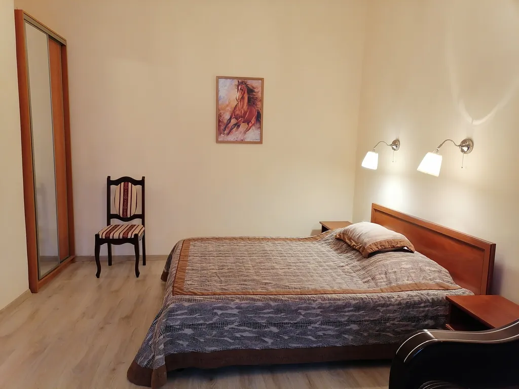 Квартира Уютный апартамент в Симеизе с большим собственным двором под ключ — аренда посуточно в Симеиз