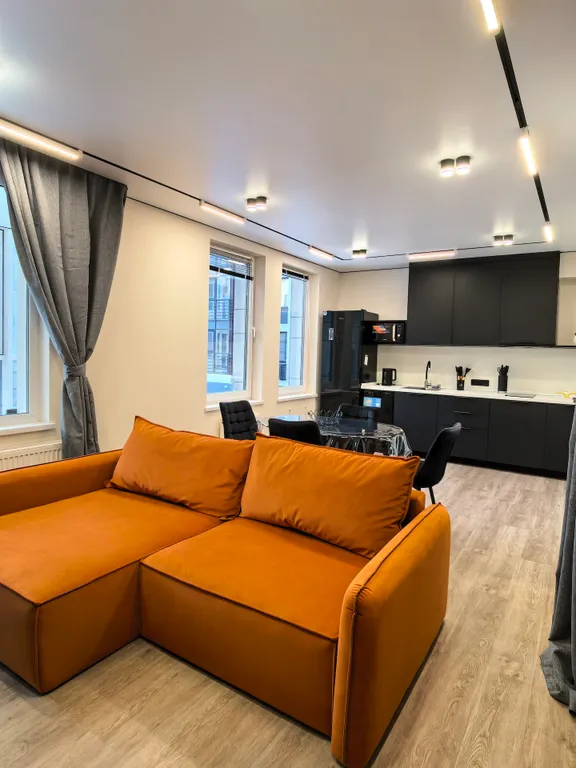 Уютная светлая квартира-студия — аренда посуточно в Южно-Сахалинск