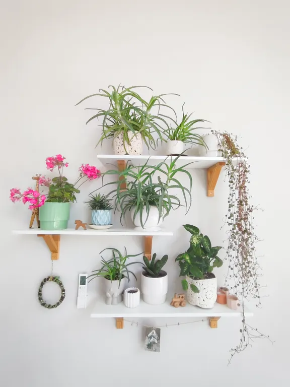 Современный дом с панорамными окнами и сауной