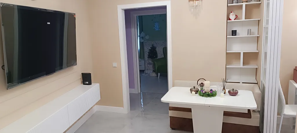 Шикарная квартира в центре города на берегу Нижнего Озера