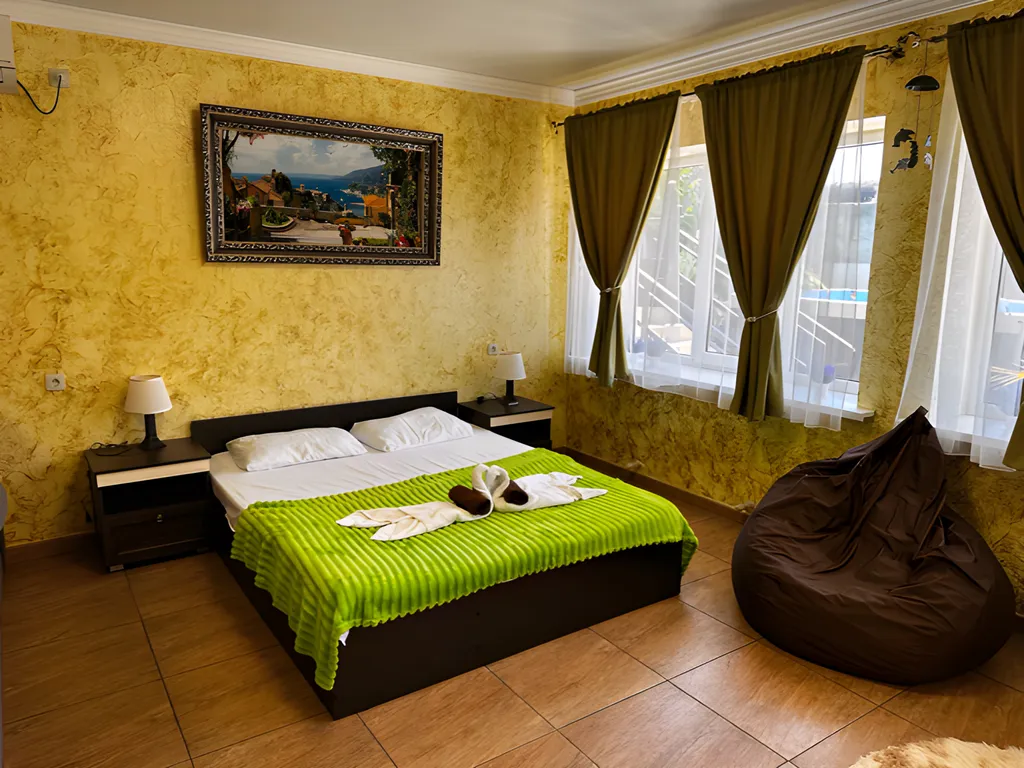 3-комнатная Квартира