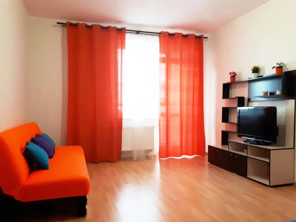 Светлая квартира в районе южного автовокзала