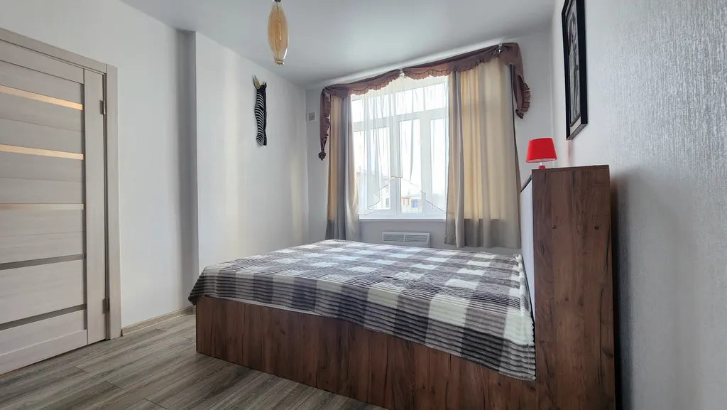 Евродвушка с видом на бассеин