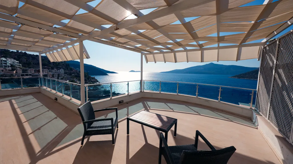 Великолепная вилла на берегу моря