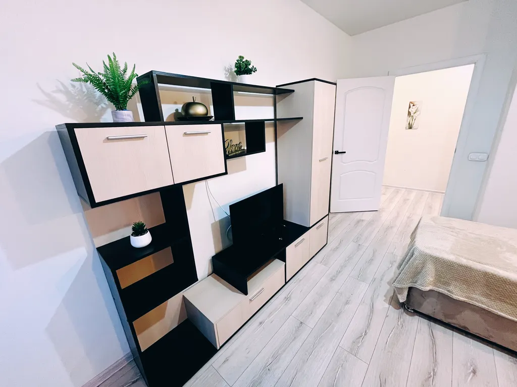 Fenix apart Тёплый свет уютная двушка