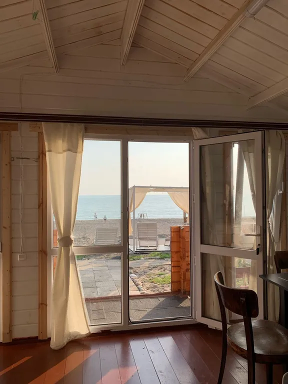 Бунгало на берегу моря