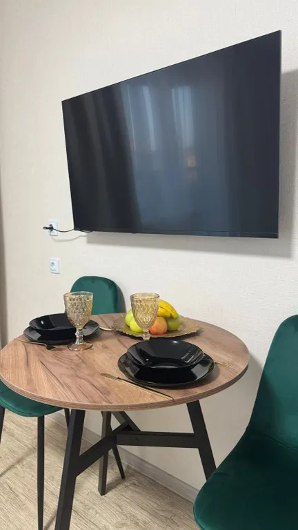 Современная квартира студия в новом доме микрорайона Парковый