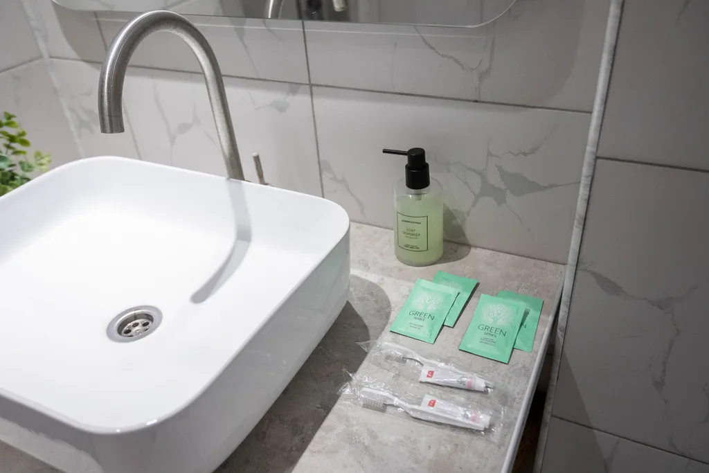 Стильная квартира студия с дизайнерским ремонтом