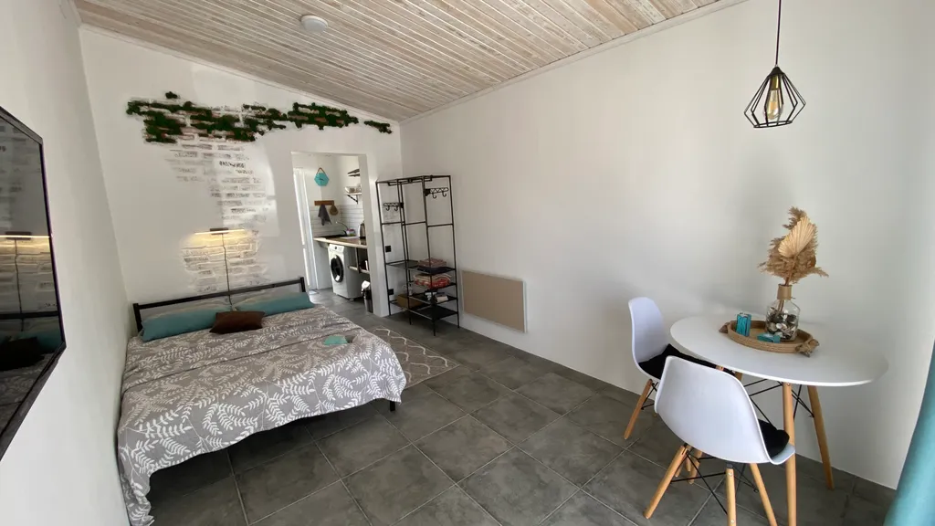 Коттедж Уютный загородный домик — аренда посуточно в Варваровка