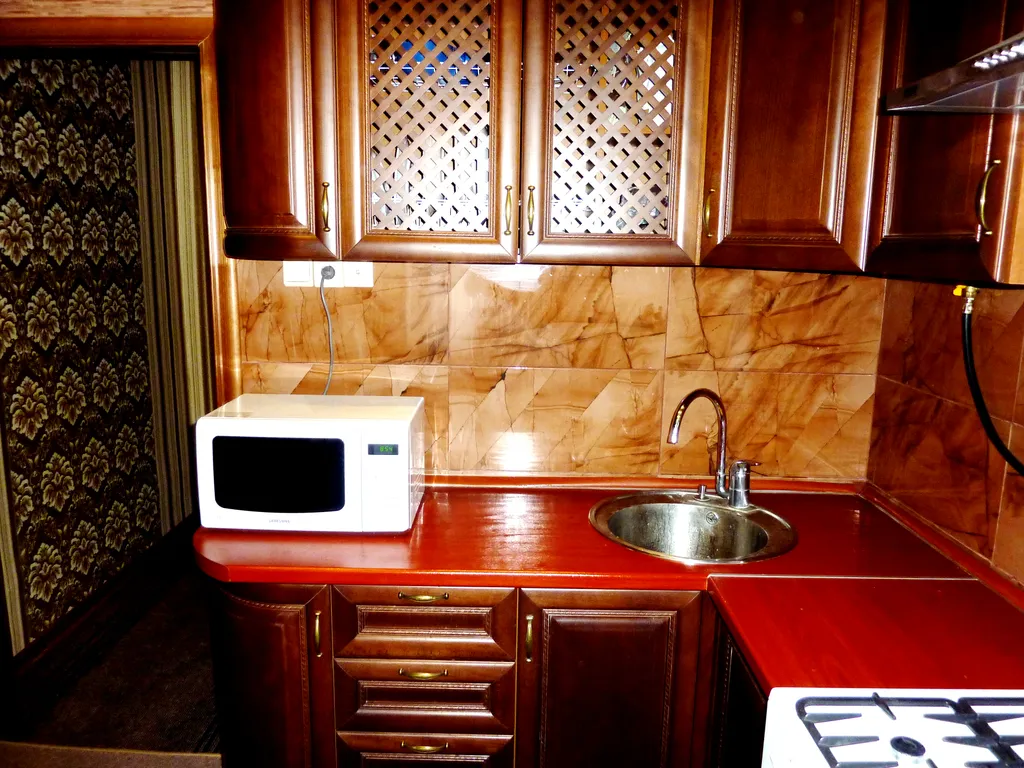 Просторная двухкомнатная сталинка в районе Вечного огня