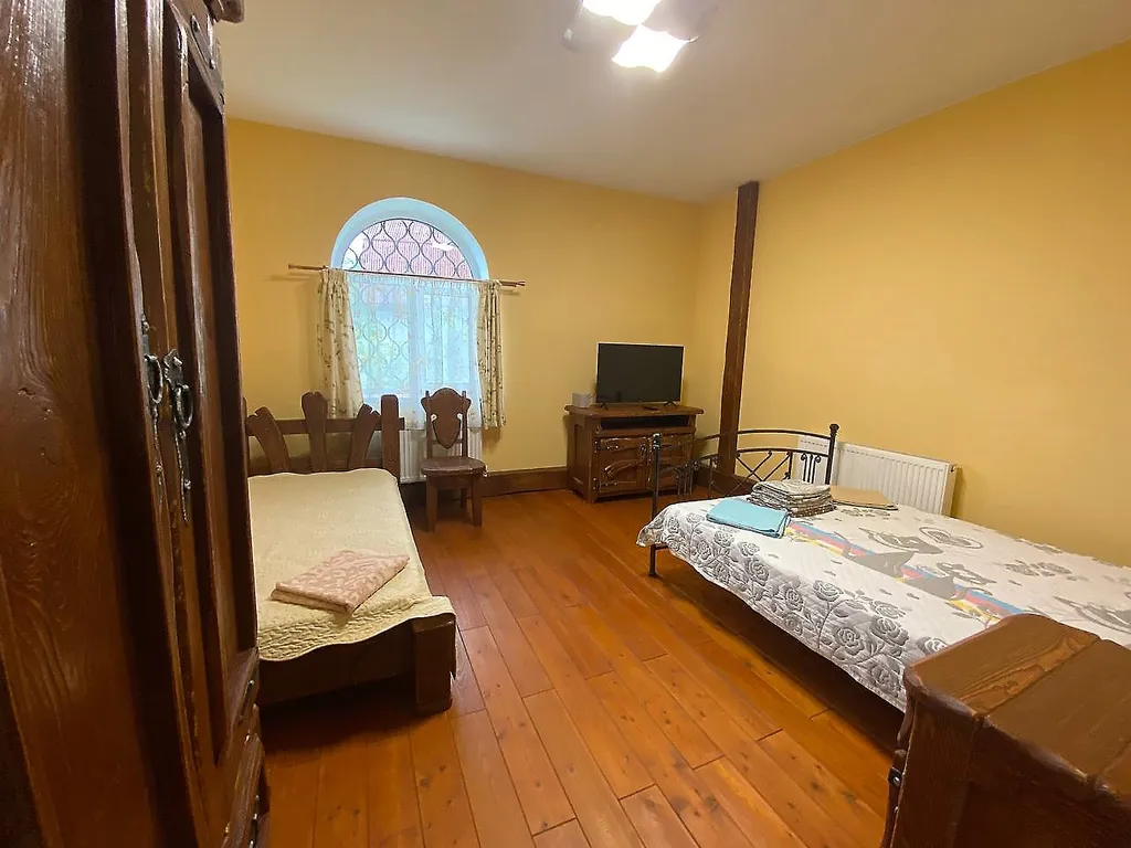 Апартаменты люкс на берегу озера Селигер ТХ-1