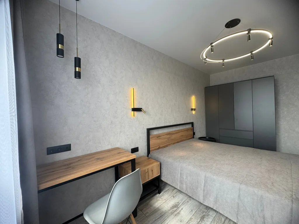 Евро-двухкомнатная квартира с дизайнерским ремонтном