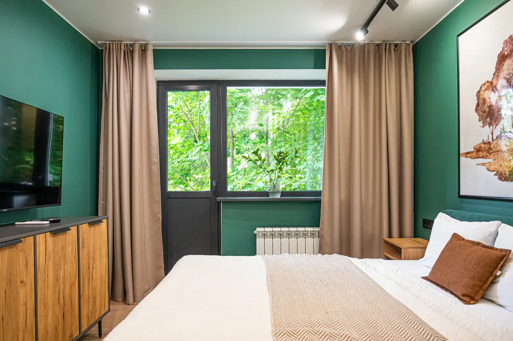 Двухкомнатная квартира на набережной в центре Великого Новгорода