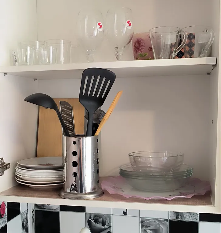 Однушка с видом на зеленый сад и пением птиц