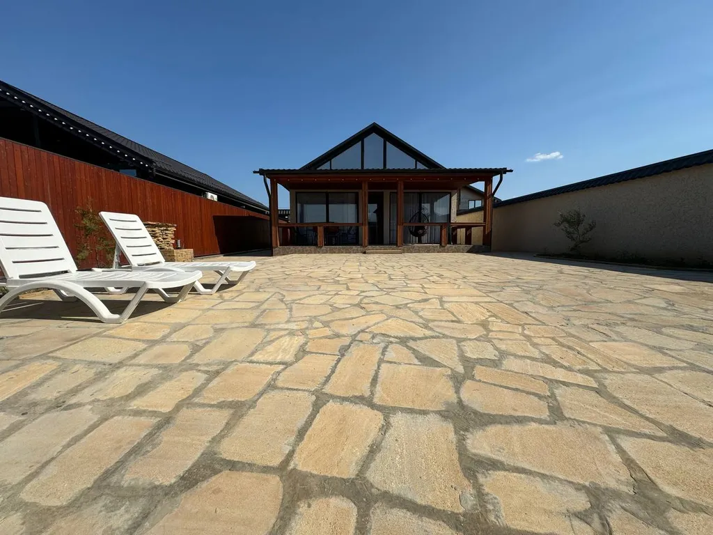 Дом коттедж на берегу Каспийского моря