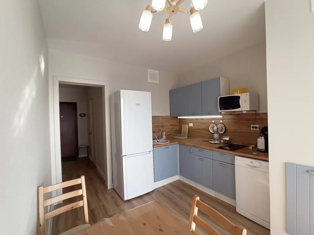 Свежая квартира рядом с аэропортом Кольцово