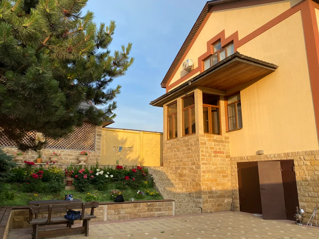 Дом с видом на море