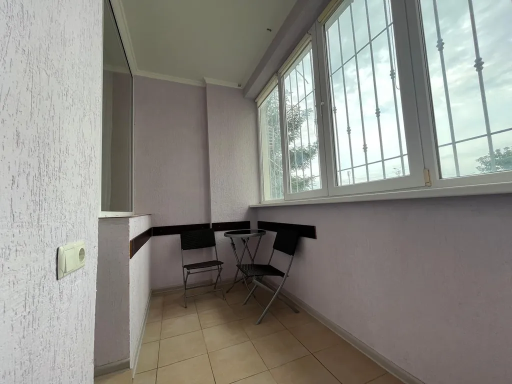 Рядом пляж парк Победы Херсонес не берем оплату за уборку