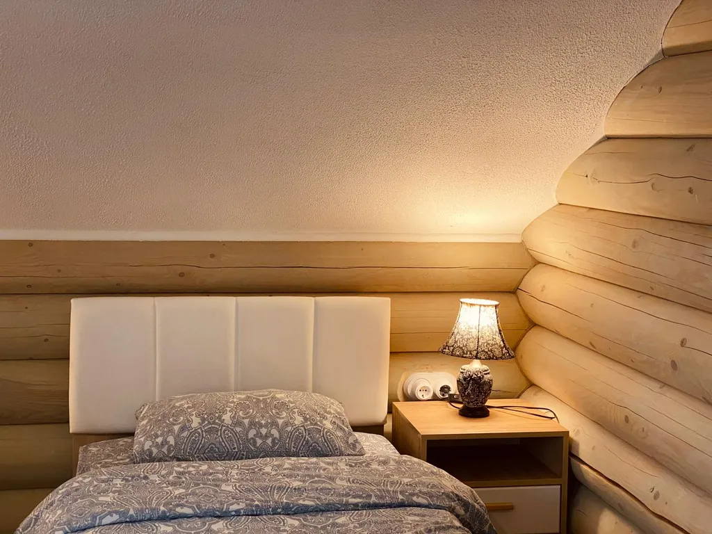 Коттедж Теремок с сибирским банным чаном на новой Риге — Истра