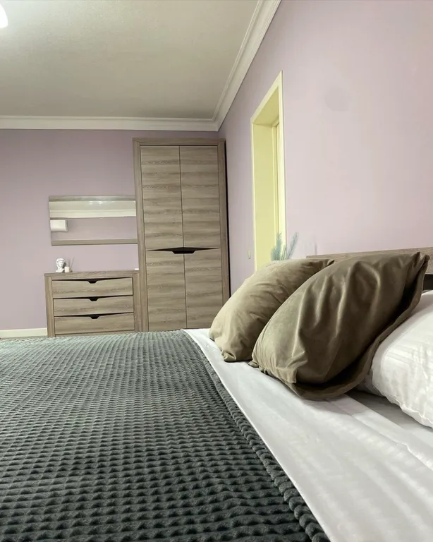 Уютный дом у моря в черте города