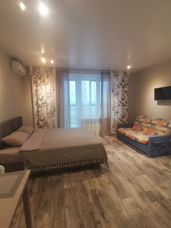 Уютная студия рядом с метро в 10 минутах от центра города