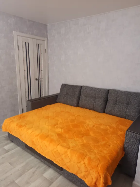 Квартира с евроремонтом в центре города, с видом на Волгу и ресторан