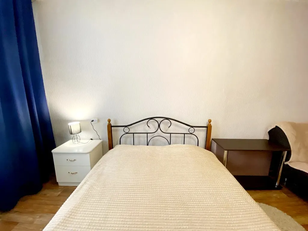 Уютная квартира в Новоильинском районе — аренда посуточно в Новокузнецк