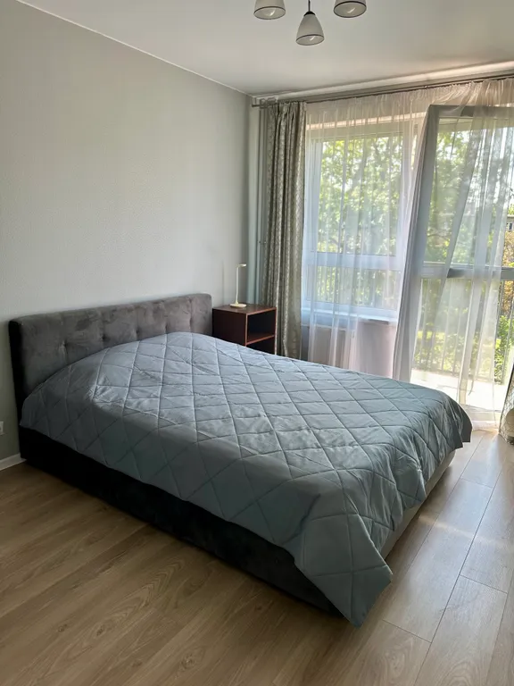 1-комнатная квартира с отдельной спальней — аренда посуточно в Обнинск