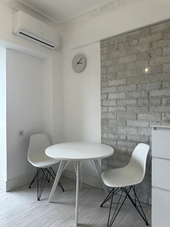 Квартира Апартаменты возле аэропорта — Алматы