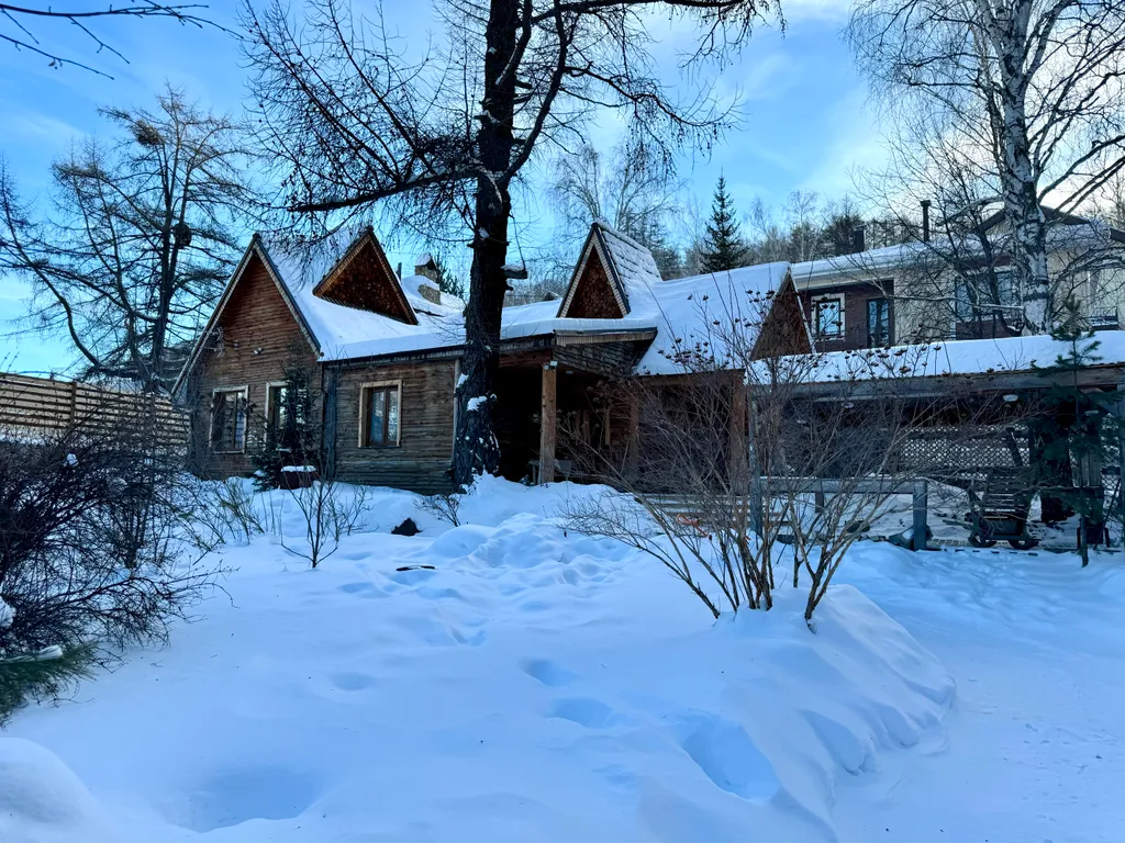 Дом с прудом у леса с хвойным оазисом в 3 км от ГЛЦ Абзаково до 8 гос.