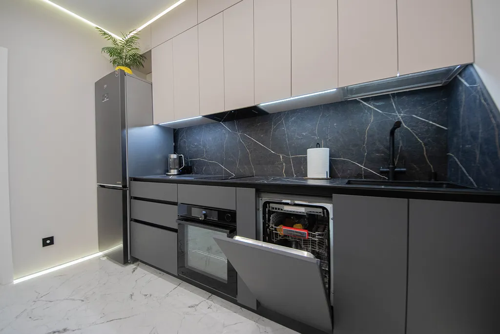 Дизайнерская квартира на берегу моря