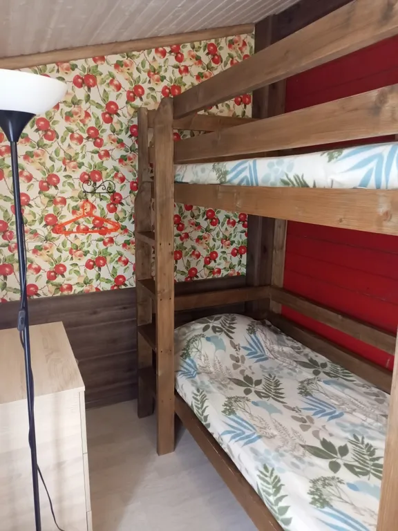 Уютный зимний дом со всеми удобствами рядом с лесом