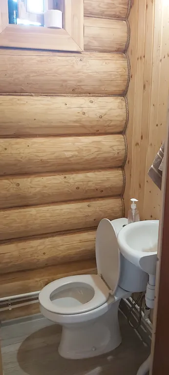 Уютный домик недалеко от реки Волги