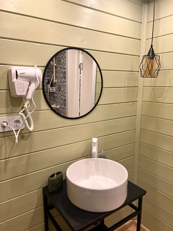 Домик Флора с горячим чаном